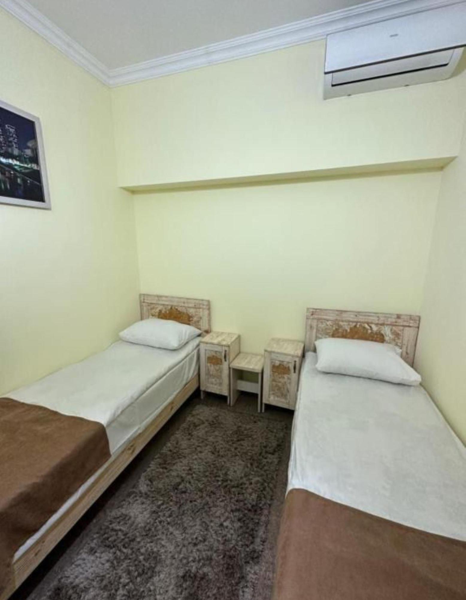 Hotel California Boutique Yerevan Ngoại thất bức ảnh